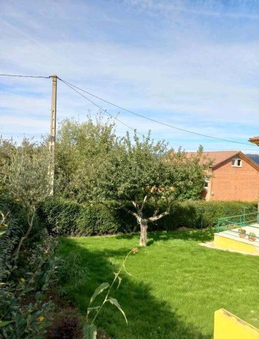Casa Con Finca En Oviedo El Casero 外观 照片
