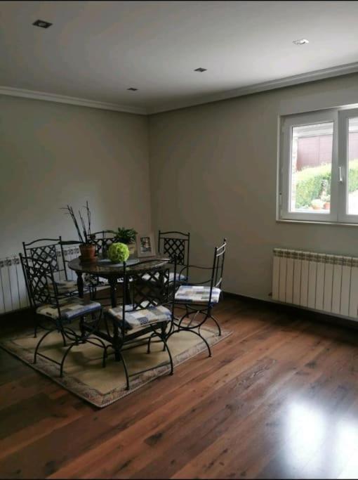 Casa Con Finca En Oviedo El Casero 外观 照片